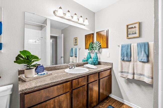 Photo - Oakhaven Apartamentos