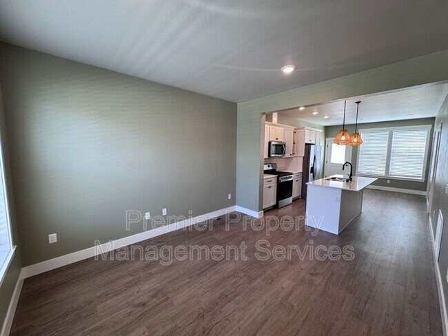 Photo - 1678 St George Blvd