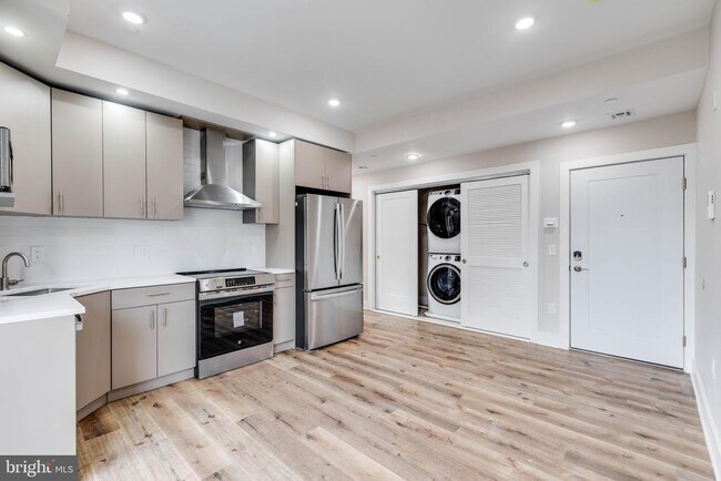 Building Photo - 1434 Parrish St