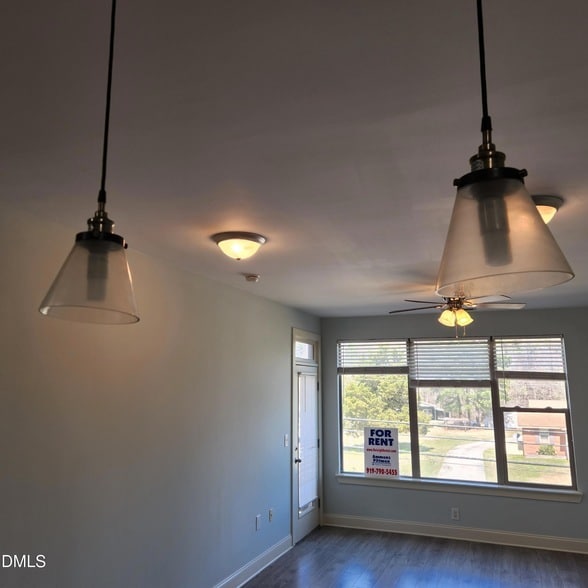 Photo - 4021 Blackstone Dr Unidad 200
