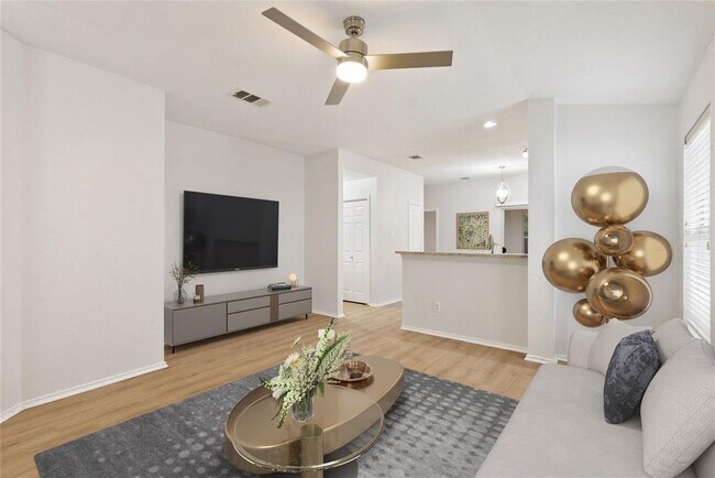 Photo - 437 Sweet Leaf Ln