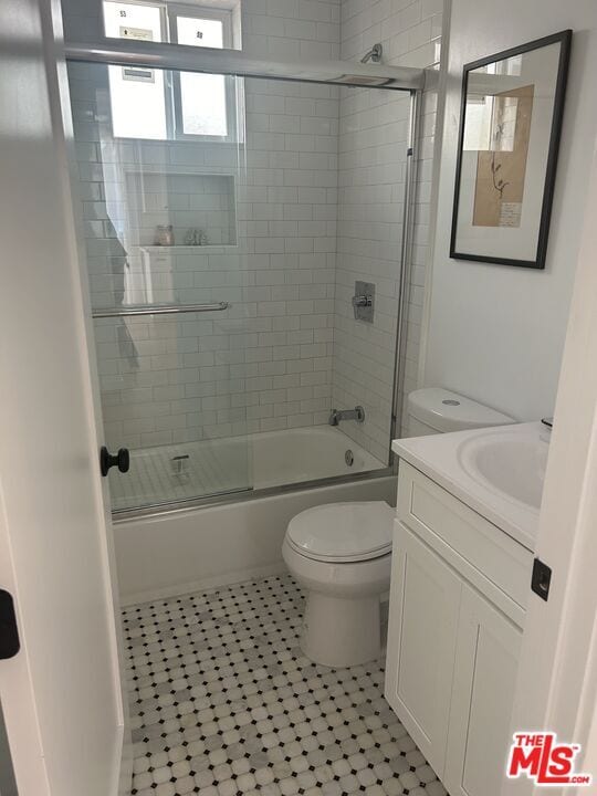 Photo - 5722 1/2 S Manhattan Pl