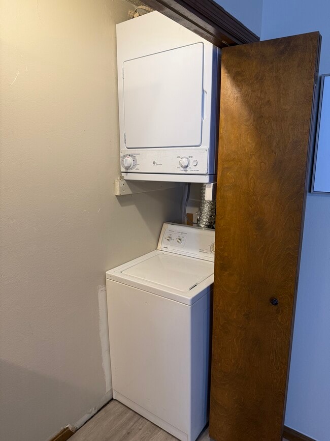 Photo - Elm Multiplex Unit 4