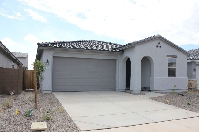 Building Photo - 12549 W Luxton Ln