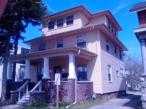 Photo - 414 Perrin St