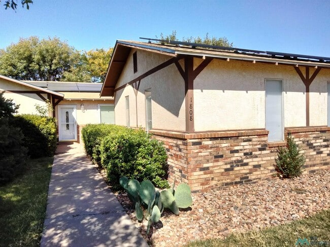 Photo - 1808 Arcineiga Dr