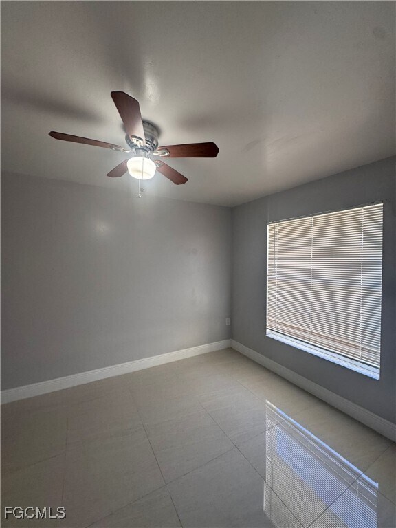 Photo - 1003 Country Club Blvd