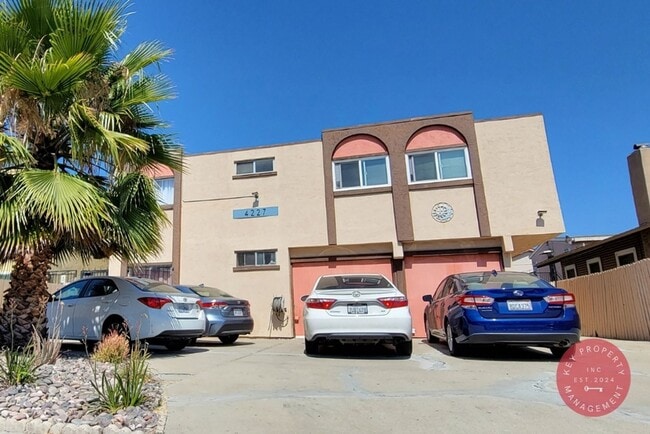 Building Photo - Normal Hight Unit 7 Rental