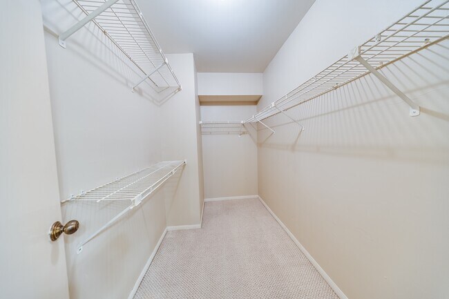 Photo - 1018 Memorial Village Dr Unit 124