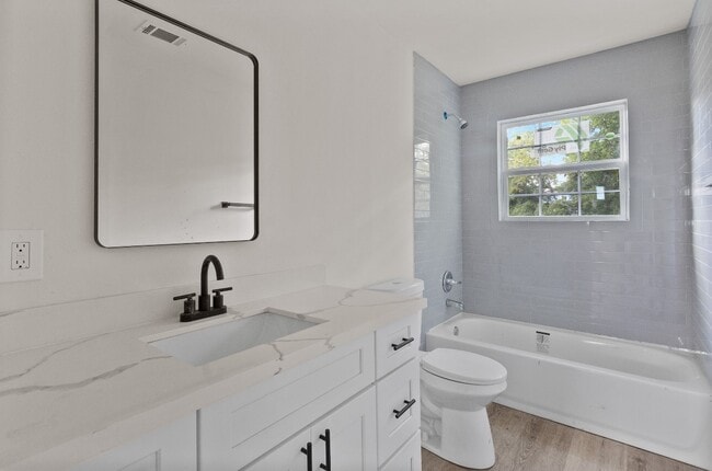 Photo - 5031 Mallow St