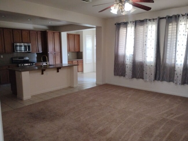Photo - Spacious 6 Bedroom Home in North Merced - Solar Included!