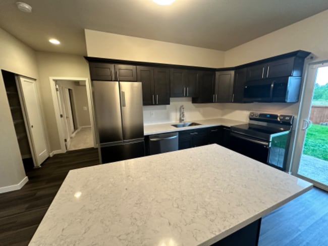 Building Photo - 12477 SE 301st Pl Rental