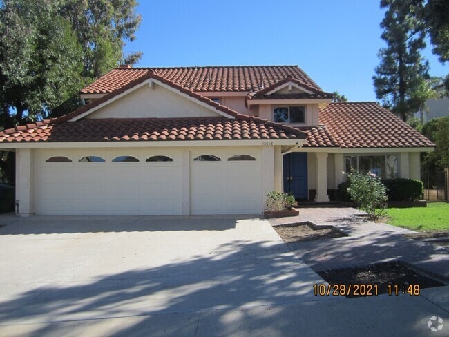 Building Photo - LAKE HILLS BEAUTY IN LA SIERRA Rental