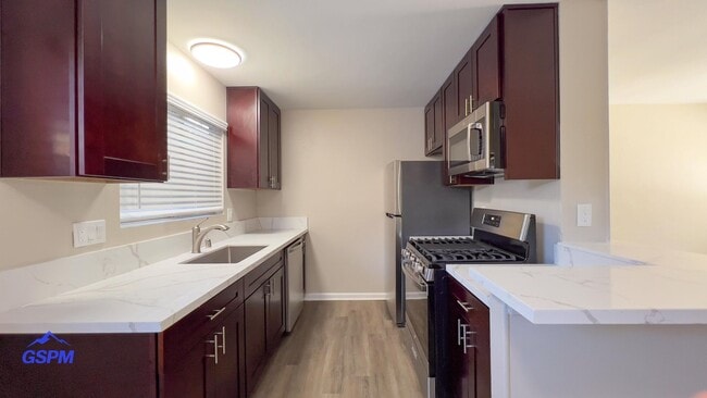 Photo - 2609-2615 Fairmount Ave