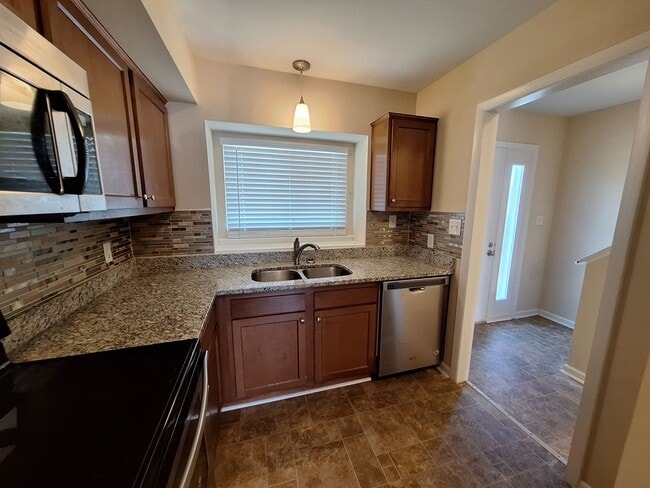 Photo - 152 Eberly Terrace