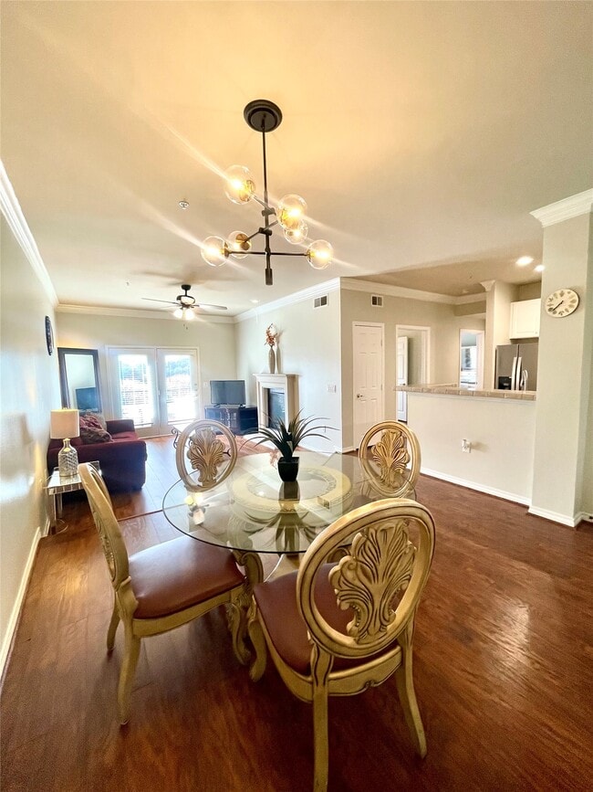 Building Photo - 2400 McCue Rd Unit 326