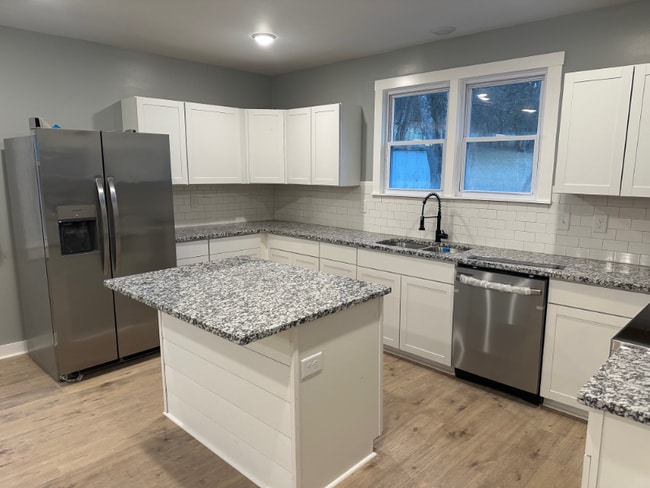 Photo - 316 Valley View Dr