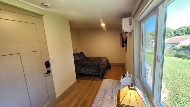 Photo - 1704 S Forest Dr