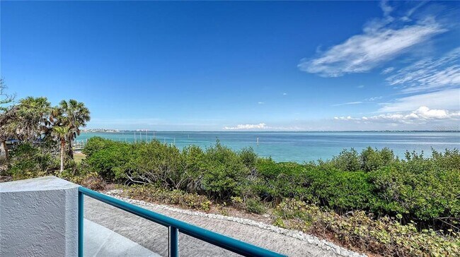 Photo - 380 Gulf of Mexico Dr Unit 513
