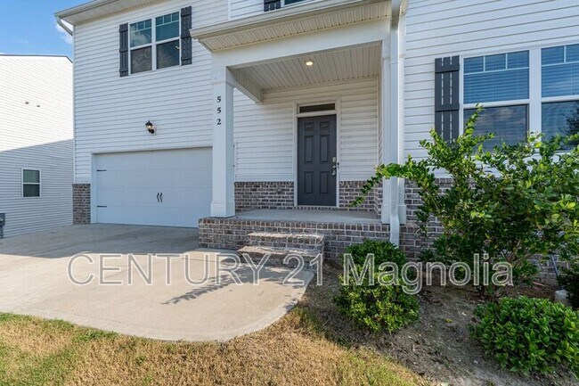 Photo - 552 Post Oak Ln