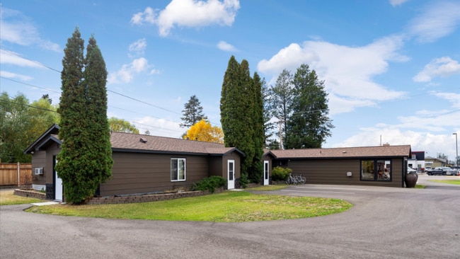 Photo - 1022 9th St W Unit 4