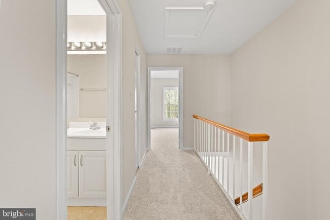 Photo - 8483 Laurel Oak Dr