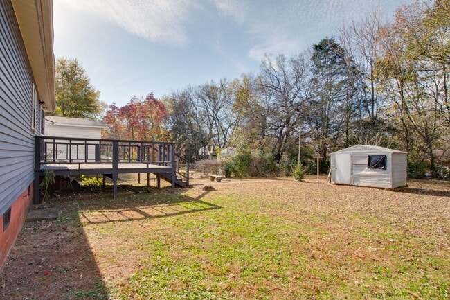 Photo - 1715 Chester St NW