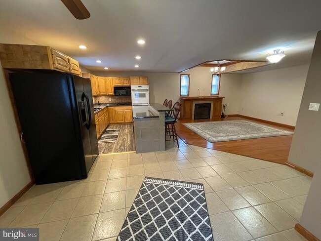 Photo - 210 N Centre Ave Unit APARTMENT A