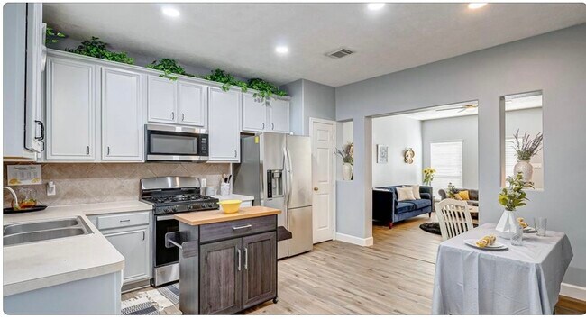 Photo - 18927 Crescent Fountain Rd