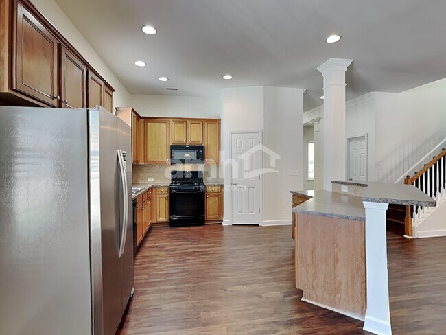 Photo - 19335 Windjammer Cir