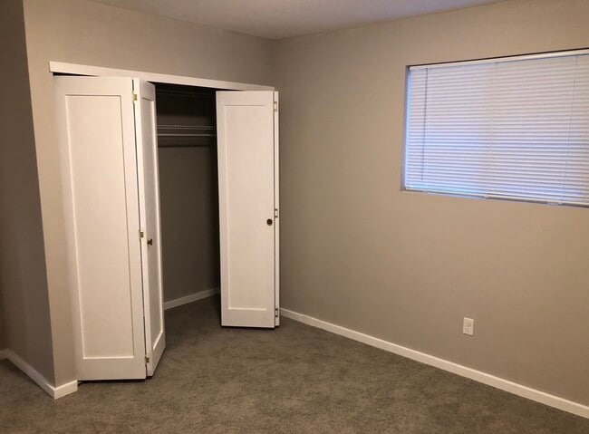 Bedroom - 5123 Monticello Dr. Unit B