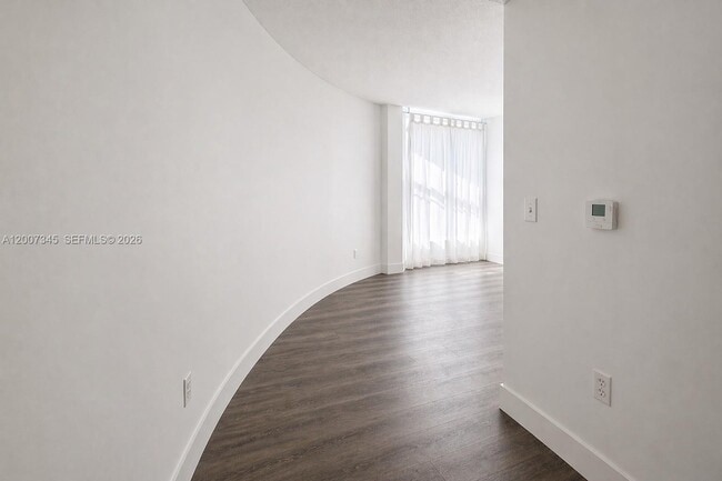 6580 Indian Creek Dr Unit 511