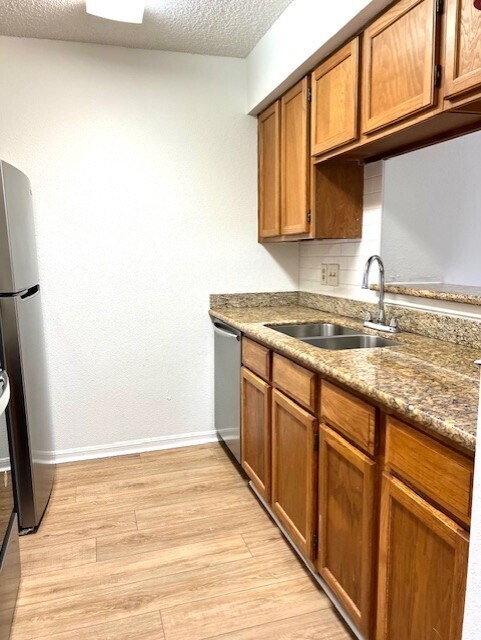 Photo - 2120 El Paseo St Unidad 303