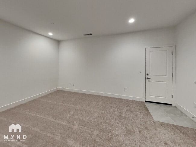 Photo - 1634 Portside Way