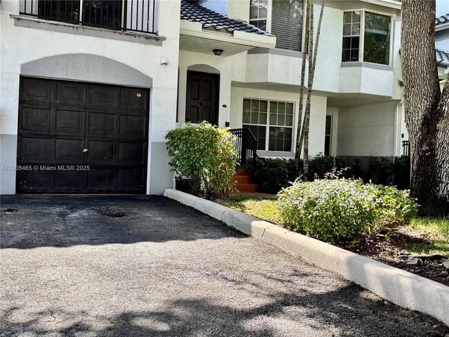 Building Photo - 741 SW 148th Ave Unit 701