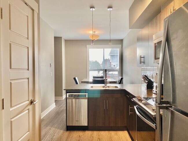 Photo - 110 Baxter Ave Unité 305