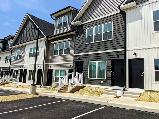 Photo - Saucon Pointe