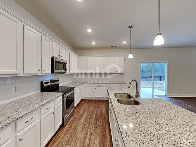 Photo - 428 Bluewater Dr