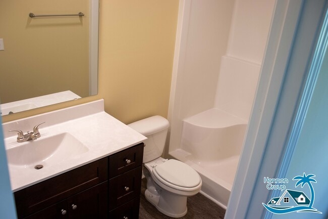 Main Bathroom - Walden Preserve