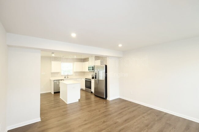 Photo - 1240 Canterbury Rdg Rd