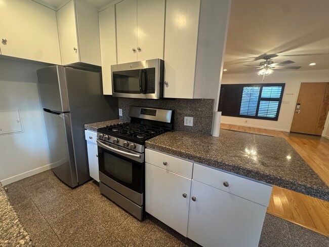 Photo - 2912 11th St Unit 3