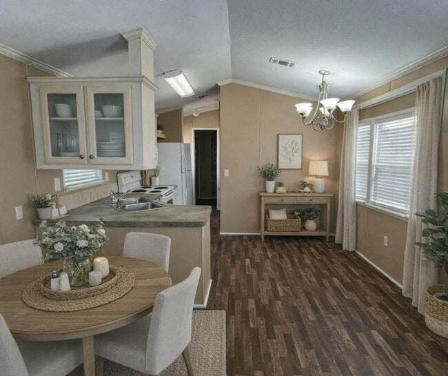 Photo - 3318 Chicago Bears St