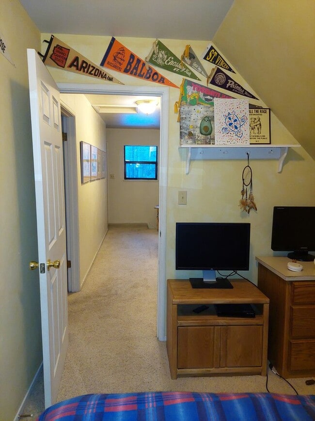 Photo - Spacious home midtown