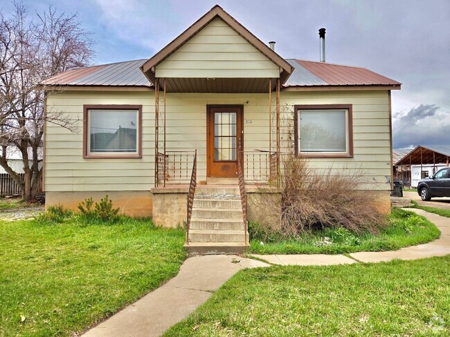 Building Photo - Charming Home in Henefer, UT!