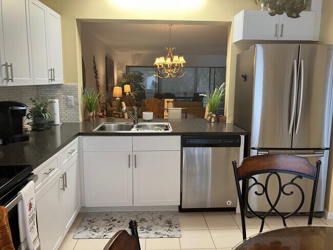 Photo - 5600 Fairway Park Dr Unit 201