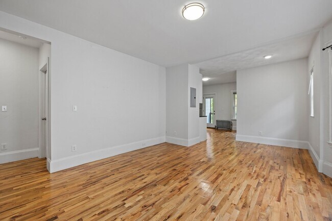 Photo - 39 Bradley St. Unit 2