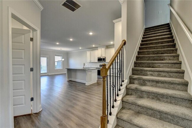 Photo - 3855 Brookburn Pk