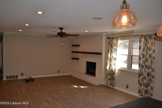 Photo - 3413 62nd St