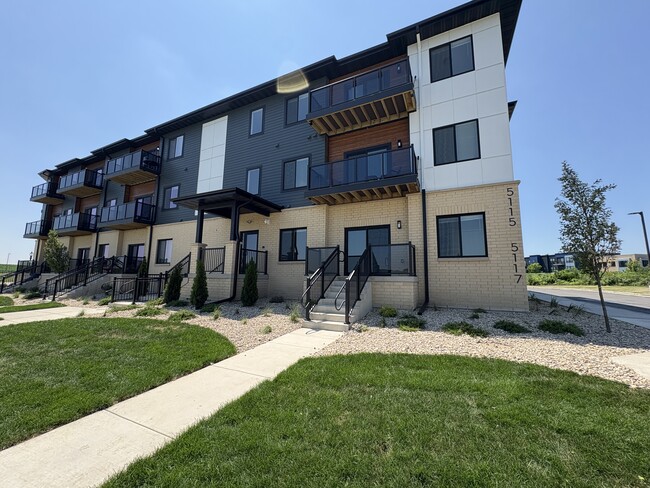 5117 Building Exterior - Central Park Place Rental