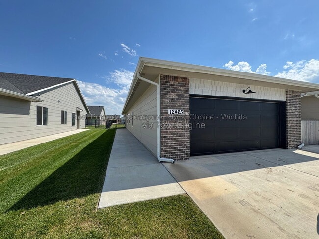 Photo - 12465 Blanford St